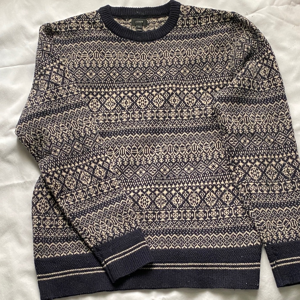 J. Crew Men's Sweater in Navy and Cream Pattern - Lambs Wool